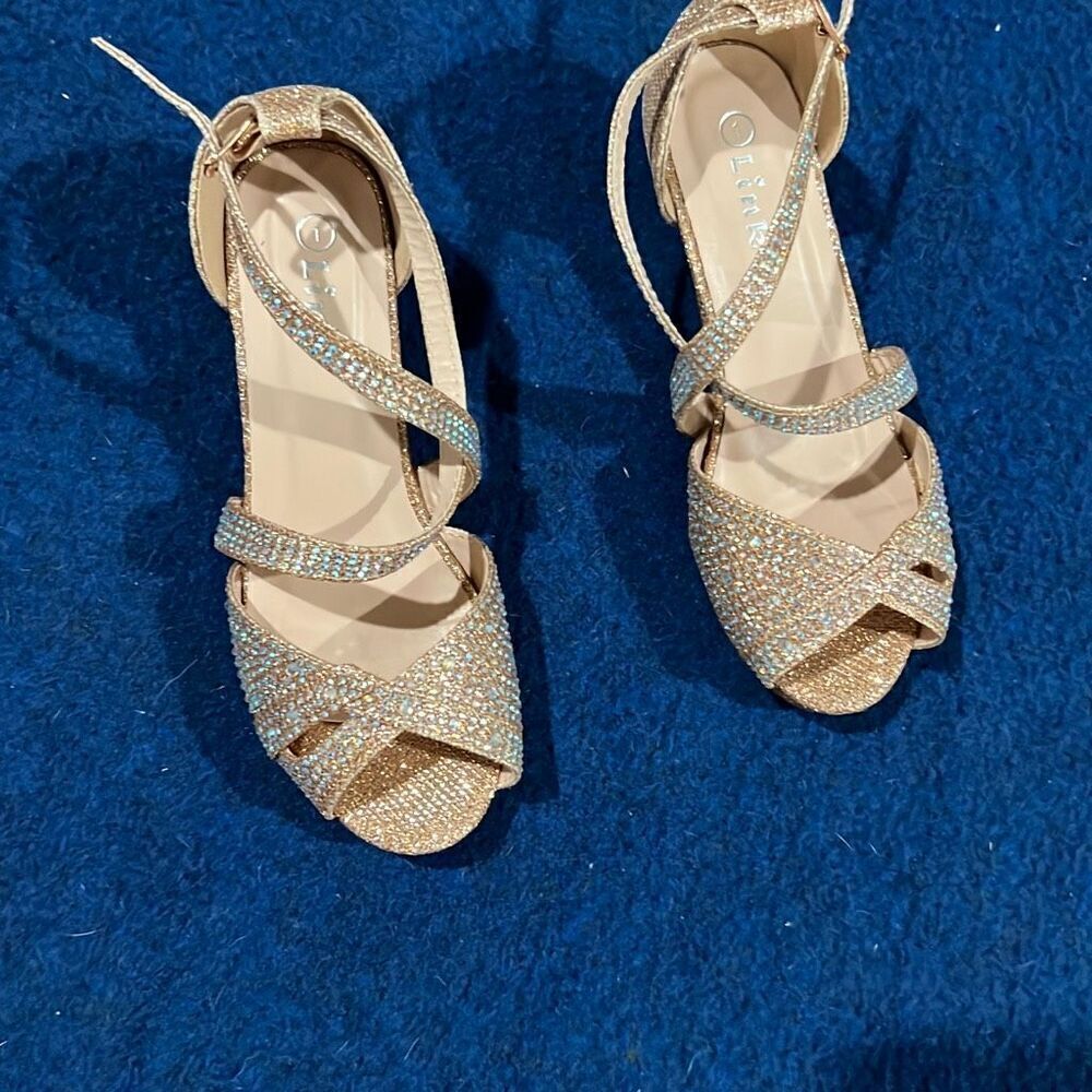 Cross Strappy Open Toe Rhinestone Dressy Low Heel Dress Up Pump Sandal